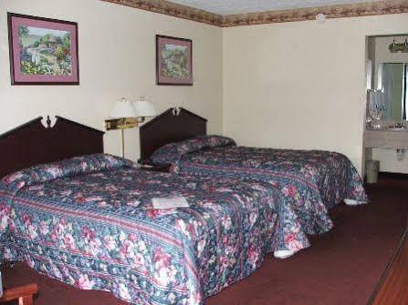 Red Rose Inn & Suites Plant City Exteriör bild
